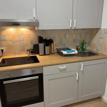 Bitterfeld Apartment, Modern Und Gemuetlich Holzweissig
